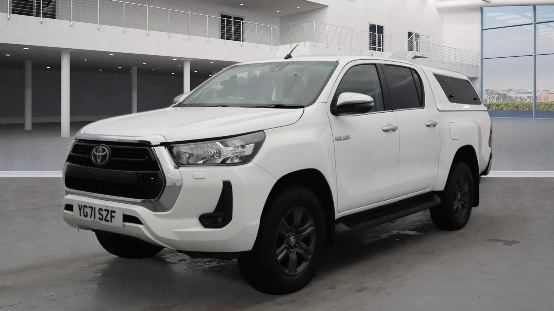 TOYOTA Hilux